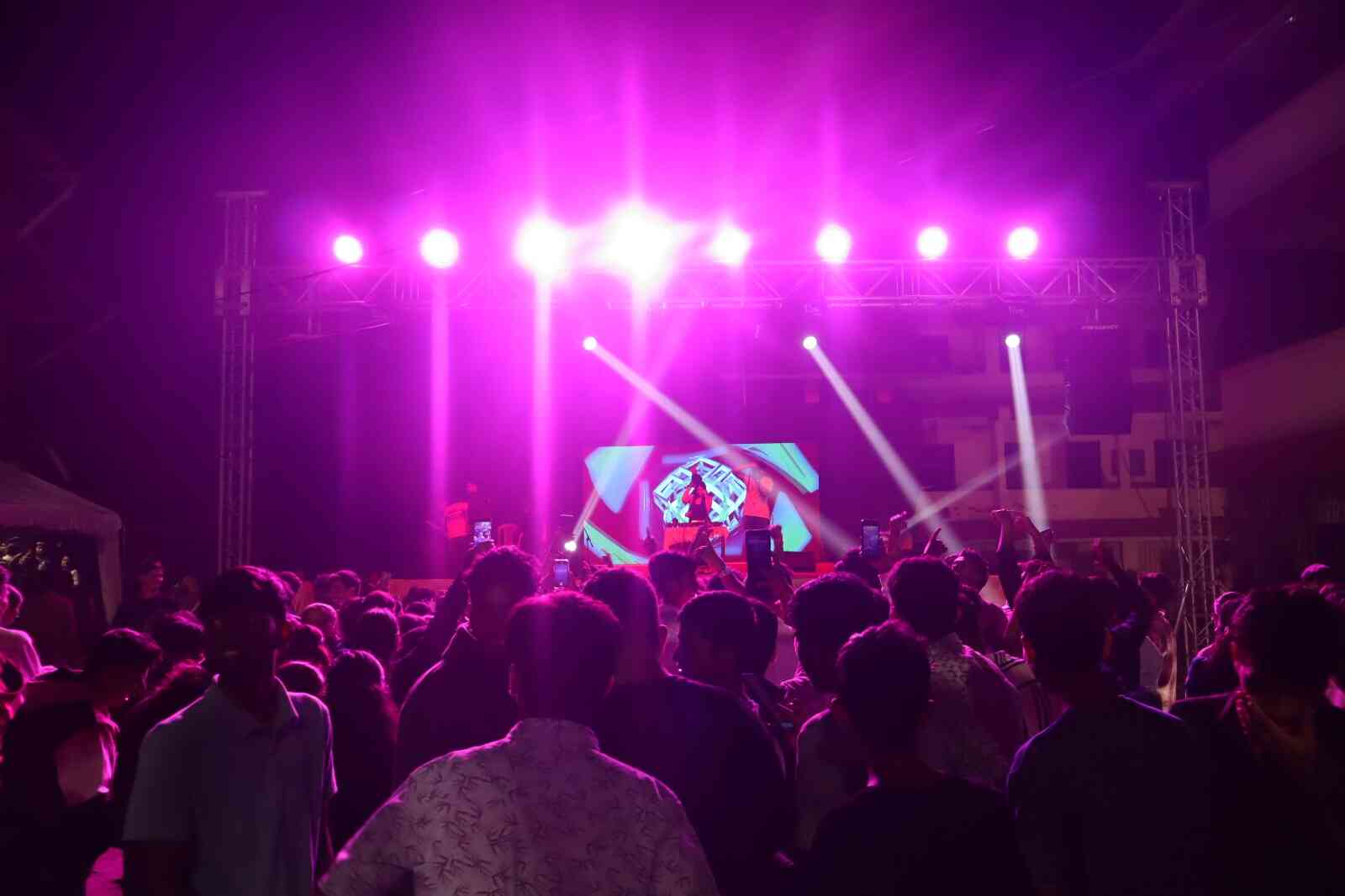 WhatsApp Image 2025-12-23 at 10. (9)